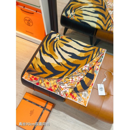 Hermes Cashmere scarf in 218526