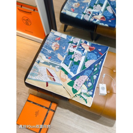 Hermes Cashmere scarf in 218540