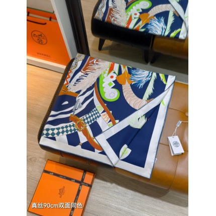 Hermes Cashmere scarf in 218552