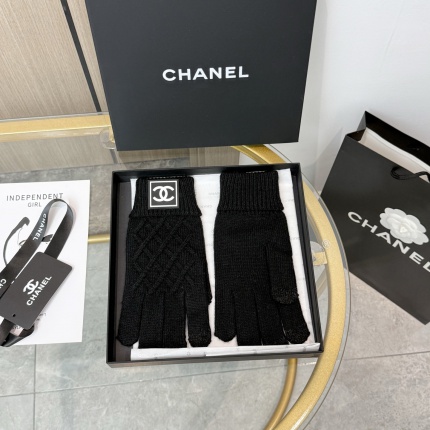 New Arrivals Chanel Gloves in 218566