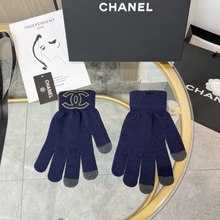 New Arrivals Chanel Gloves in 218571