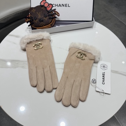 New Arrivals Chanel Gloves in 218588
