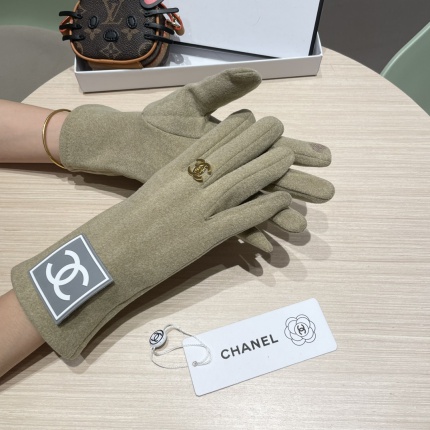 New Arrivals Chanel Gloves in 218596