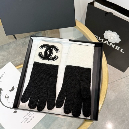 Cheap New Arrivals Chanel Gloves in 218602, $40 USD- [IB218602] - Replica Gloves