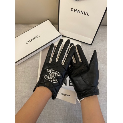 New Arrivals Chanel Gloves in 218632