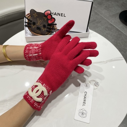 New Arrivals Chanel Gloves in 218634