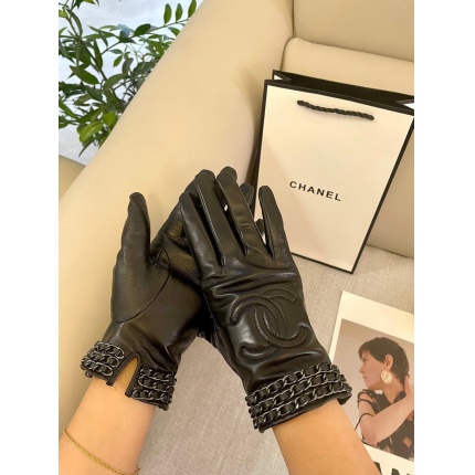 New Arrivals Chanel Gloves in 218645