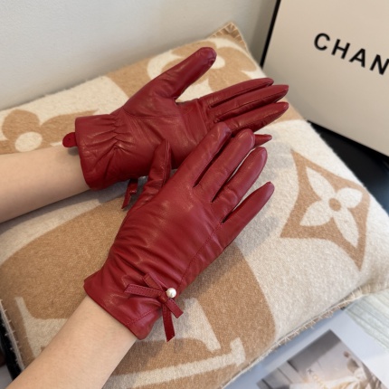 New Arrivals Chanel Gloves in 218654