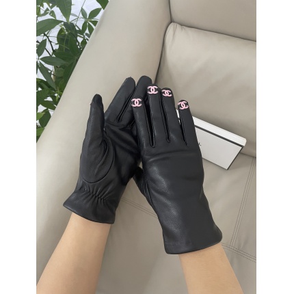 New Arrivals Chanel Gloves in 218666