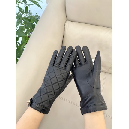 New Arrivals Chanel Gloves in 218672