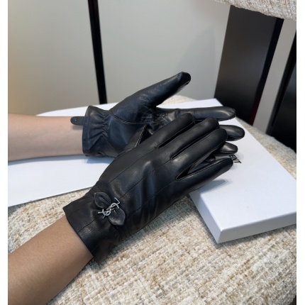New Arrivals YSL Gloves in 218676