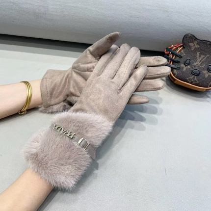 New Arrivals Prada Gloves in 218694