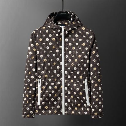 Louis Vuitton Thin Jackets For Men in 218761