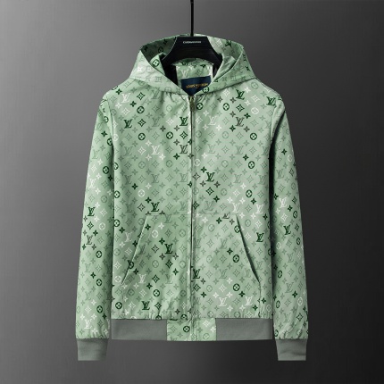 Louis Vuitton Thin Jackets For Men in 218762