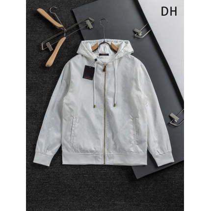 Louis Vuitton Thin Jackets For Men in 218857