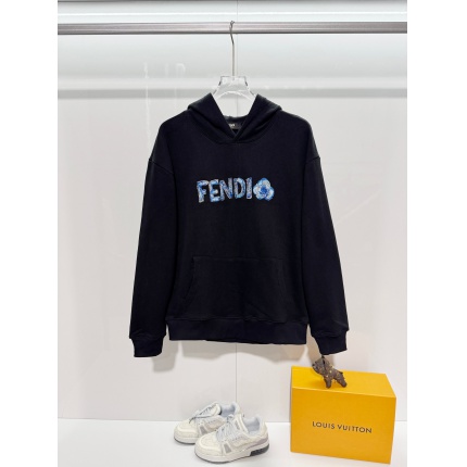 Fendi Hoodies for Men in 218901