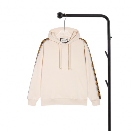 Gucci Hoodies for Men in 218948