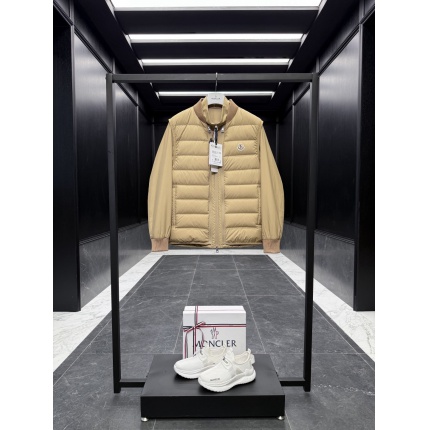 Moncle Thick Coats For Men in 219075