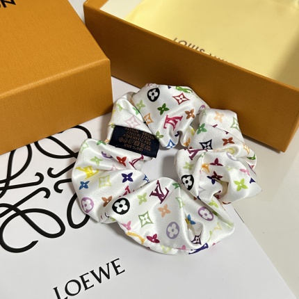 New Arrivals Louis Vuitton Bands For Women in 219296