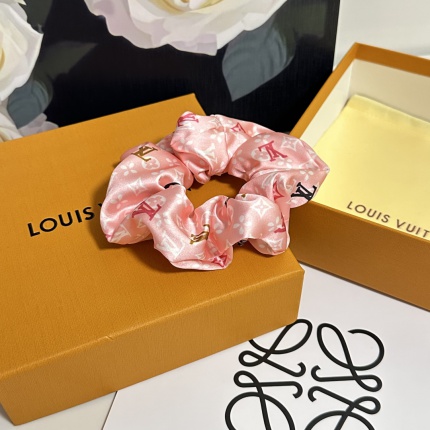 New Arrivals Louis Vuitton Bands For Women in 219300