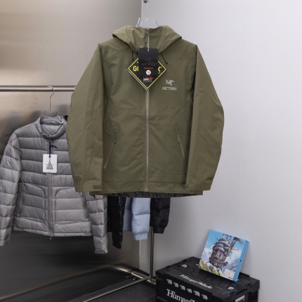 ARC TERYX Jackets for Men in 219432
