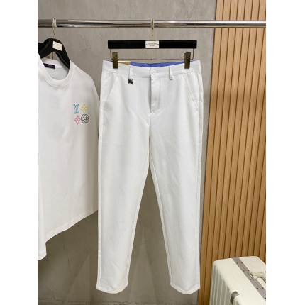 Burberry Pants for Men in 219531