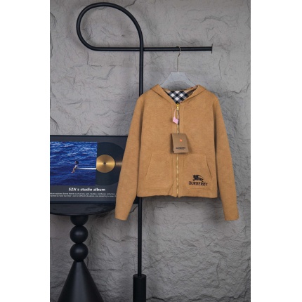 Burberry Sweaters for Men in 219541