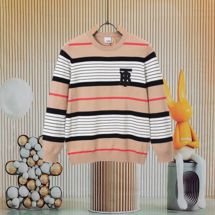 Burberry Sweaters for Men in 219549