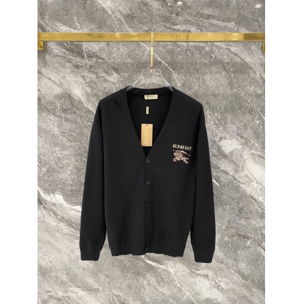 Burberry Sweaters for Men in 219555