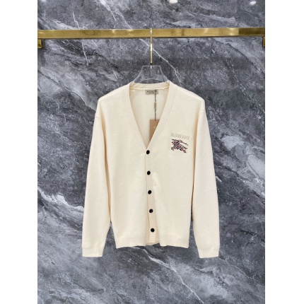 Burberry Sweaters for Men in 219556