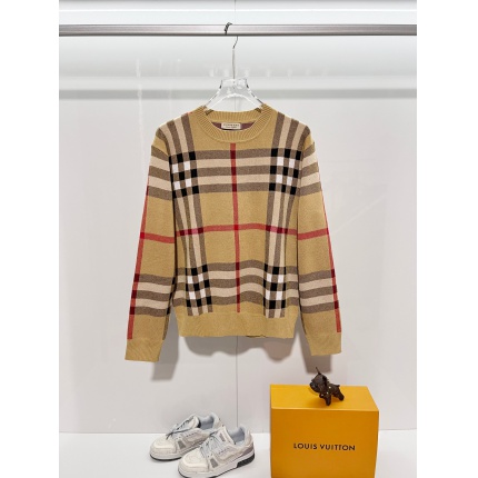 Burberry Sweaters for Men in 219566