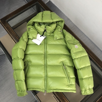 Moncle Thick Coats For Men in 219981
