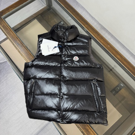 Moncle Thick Coats For Men in 219999
