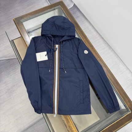 Moncle Thin Jackets For Men in 220010