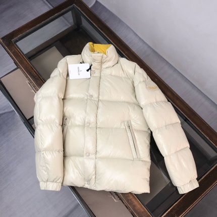 Moncle Thick Coats For Men in 220029