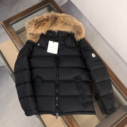 Moncle Thick Coats For Men in 220031