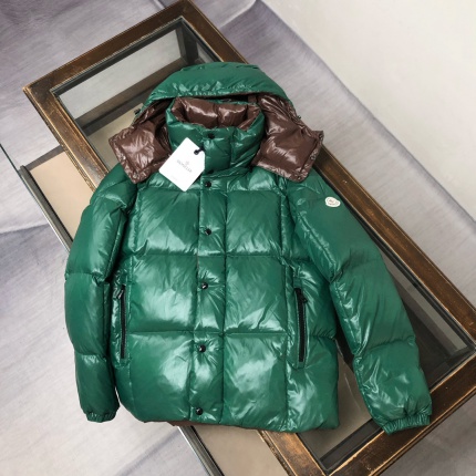 Moncle Thick Coats For Men in 220035
