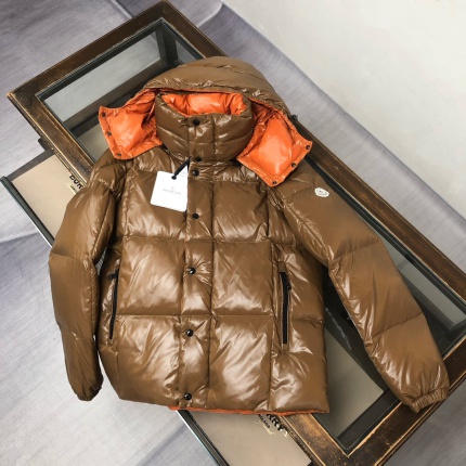 Moncle Thick Coats For Men in 220036