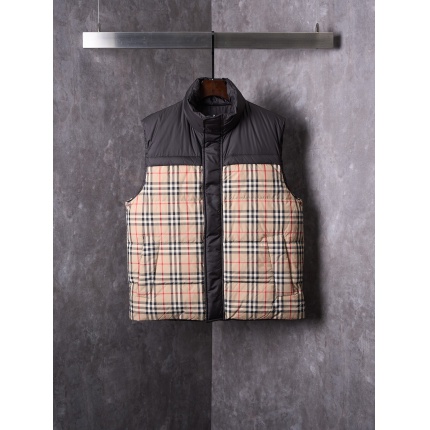 Burberry Trench Coats For Men in 220075