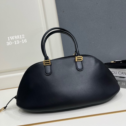 Balenciaga high quality Handbags in 220124