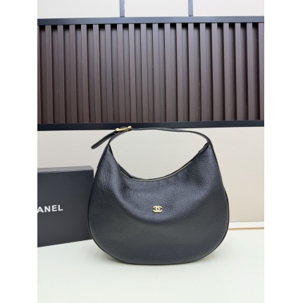 Chanel AAA quality Handbags in 220167