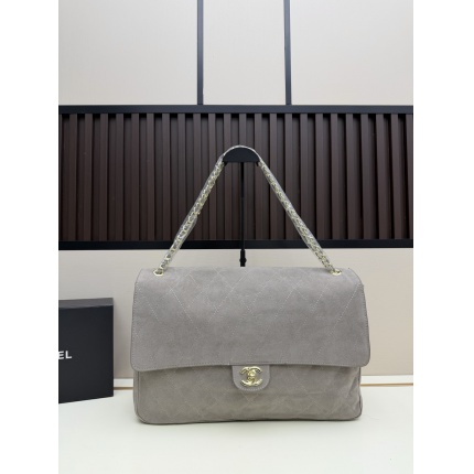 Chanel AAA quality Handbags in 220191