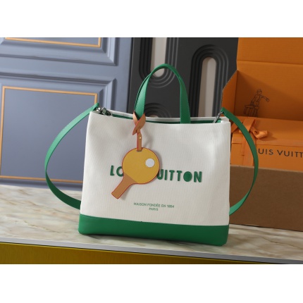 Louis Vuitton AAA Quality Handbags in 220238