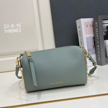 Marc Jacobs Bags in 220257