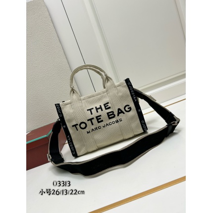 Marc Jacobs Bags in 220265