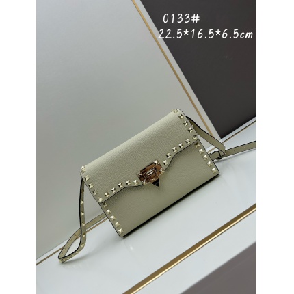 Valentino AAA quality Handbags in 220301