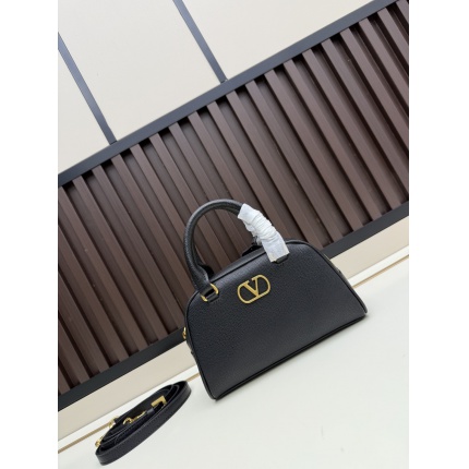 Valentino AAA quality Handbags in 220302