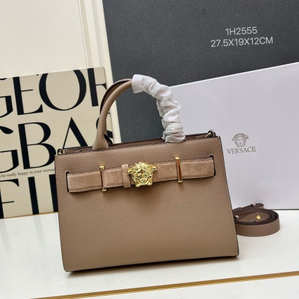 Versace  AAA Quality Handbags in 220319