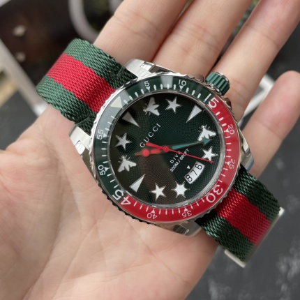 Gucci AAA Quality Watches in 220372