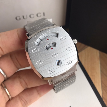 Gucci AAA Quality Watches in 220374